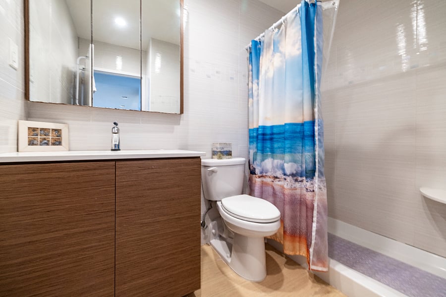 Main Bath