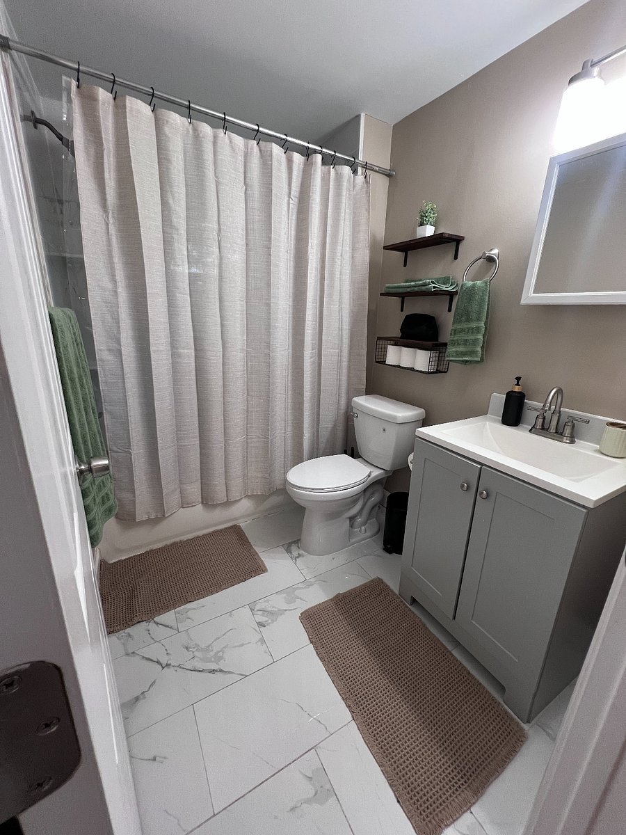 Furnished Finder property 889393_1 photo 8