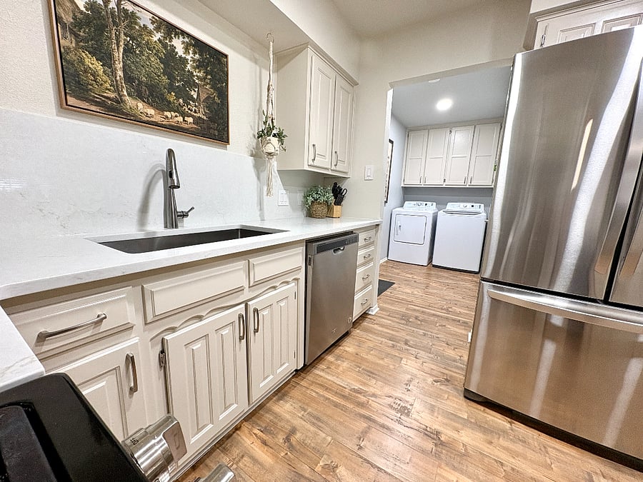 Furnished Finder property 889402_1 photo 3