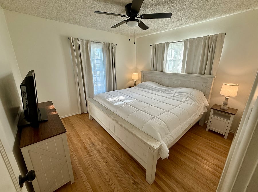 Furnished Finder property 889407_1 photo 10