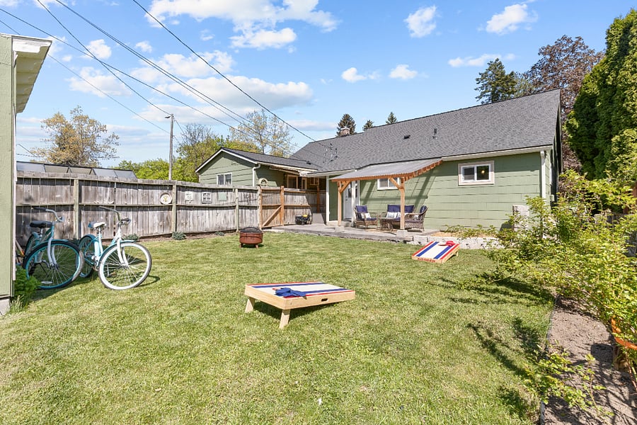 Furnished Finder property 889417_1 photo 18