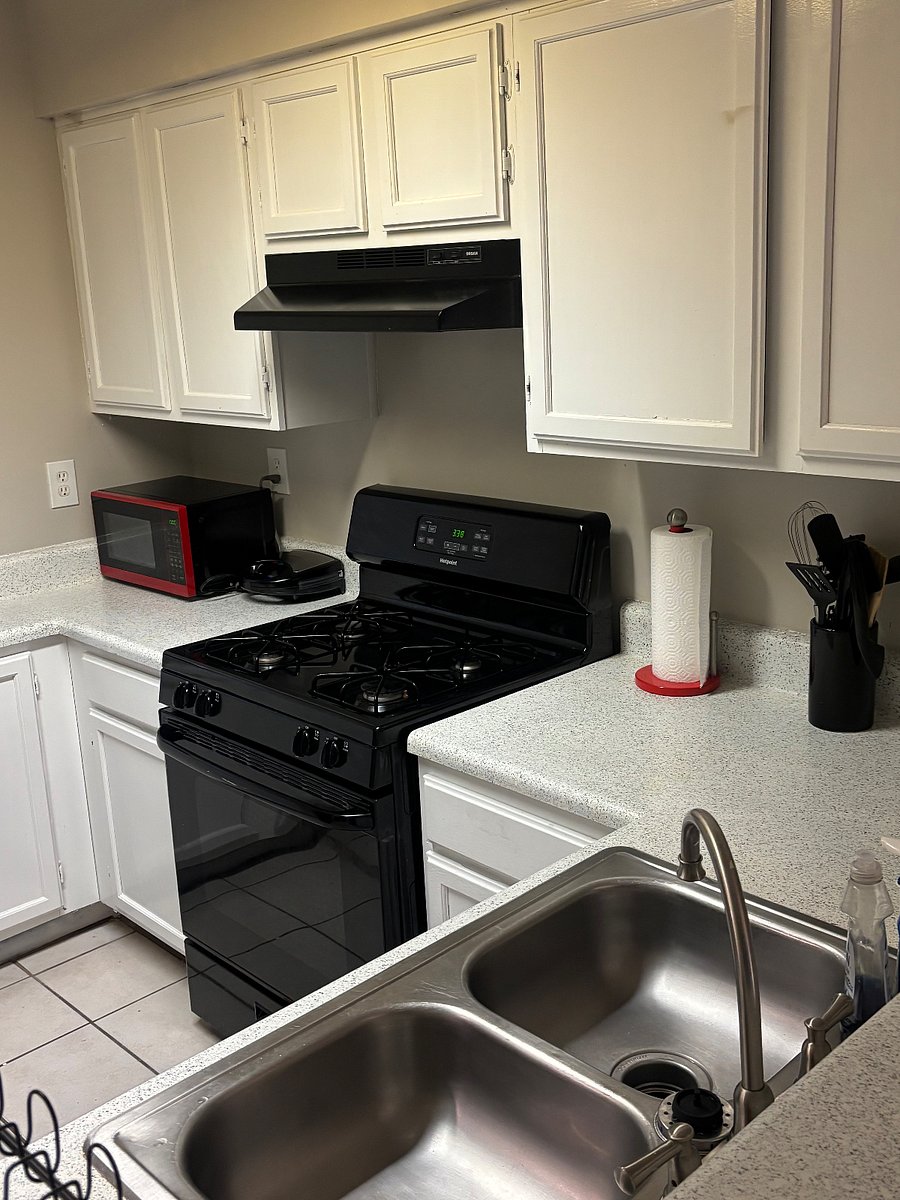 Furnished Finder property 889433_1 photo 3