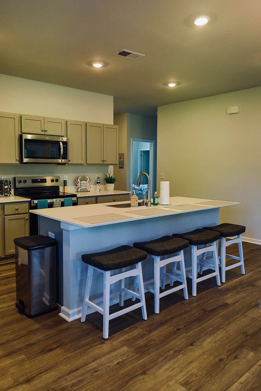Furnished Finder property 889435_1 photo 7