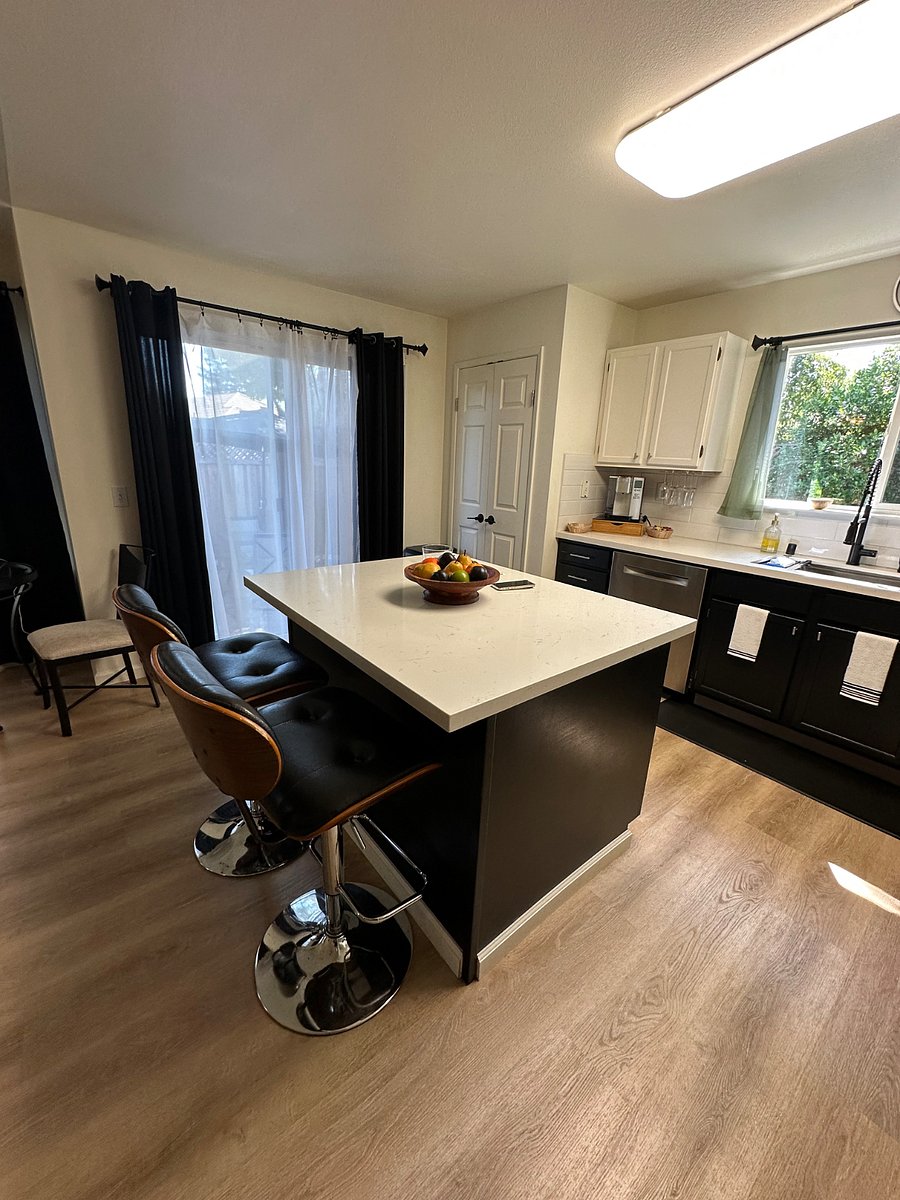 Furnished Finder property 889444_1 photo 9