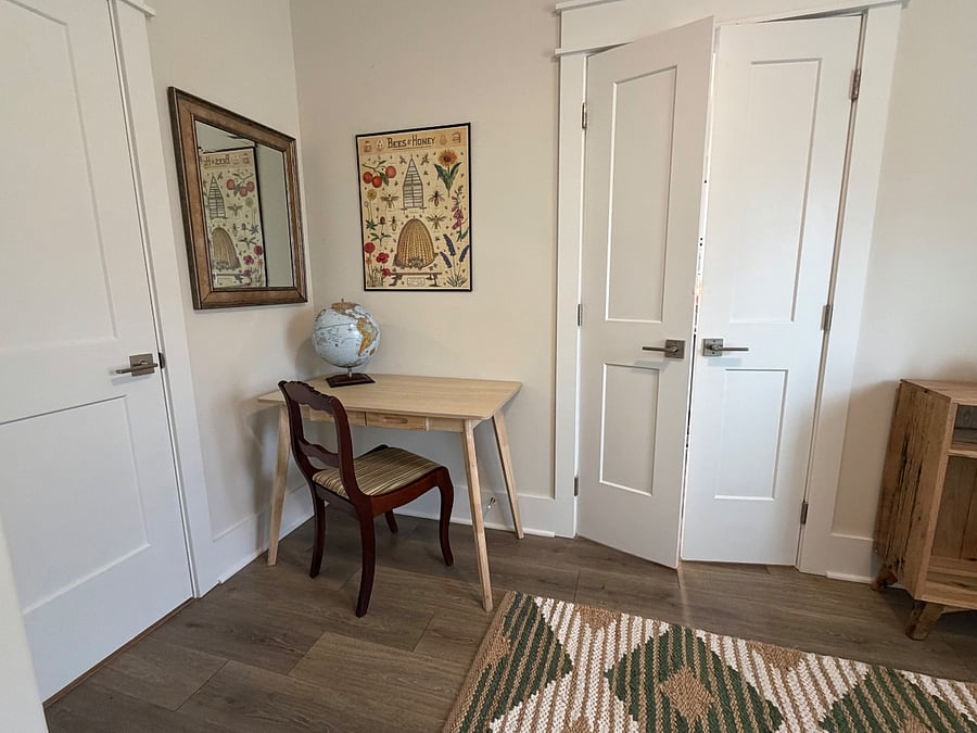 Main floor, Fourth Bedroom, TWIN