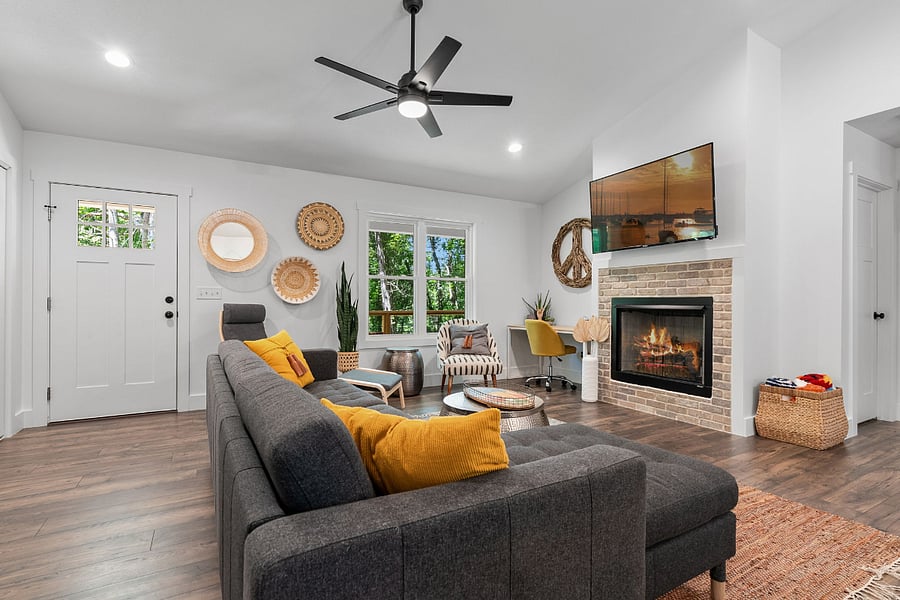 Living room with gas fireplace