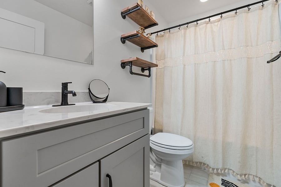 2nd bathroom.