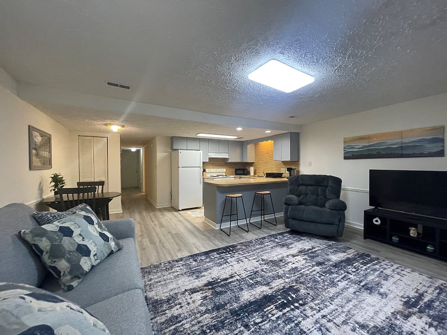 Furnished Finder property 889468_1 photo 3