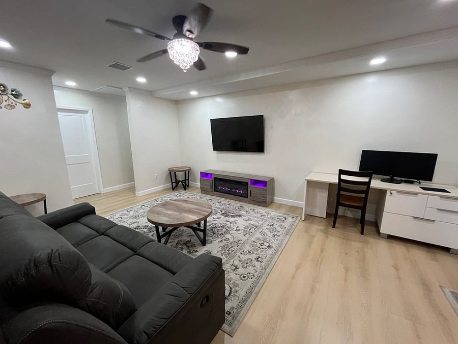 Furnished Finder property 889498_1 photo 6