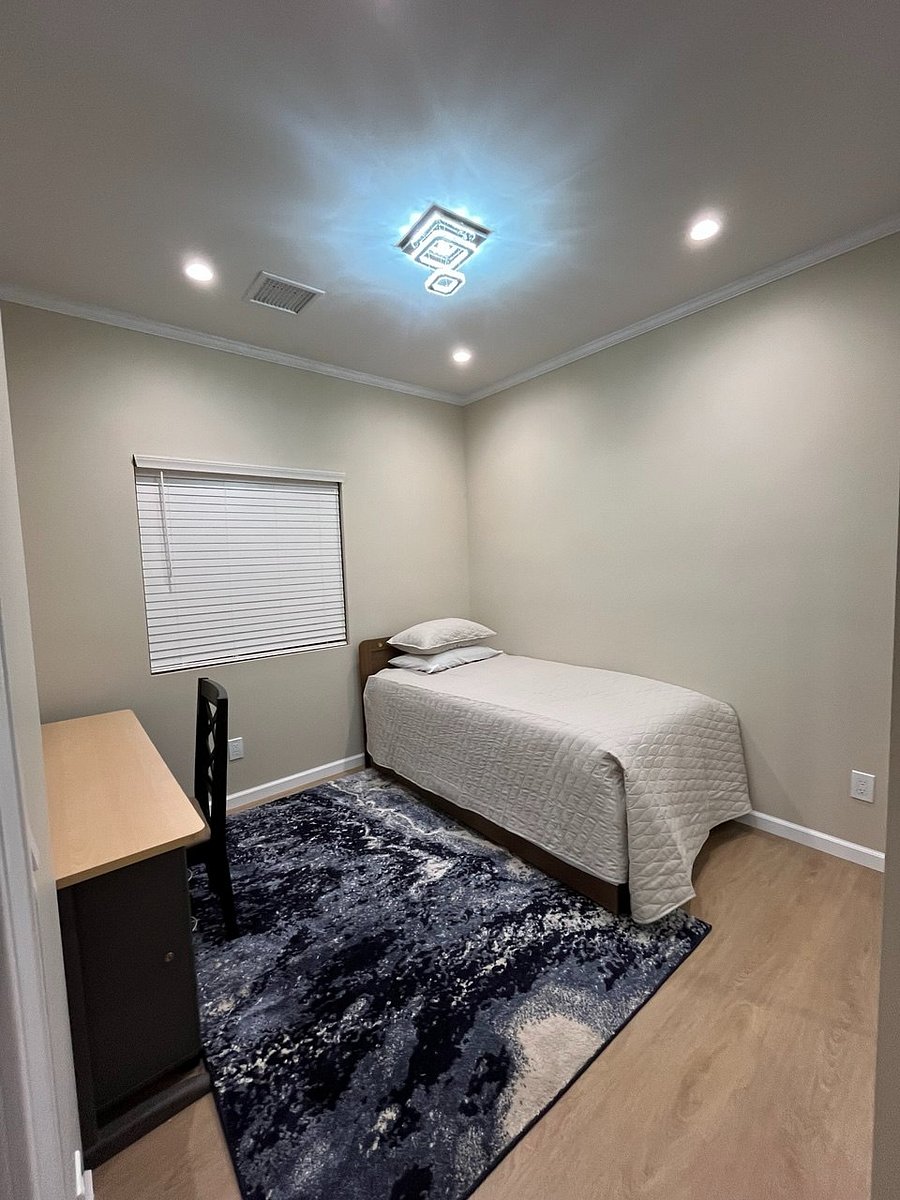 Furnished Finder property 889498_2 photo 19