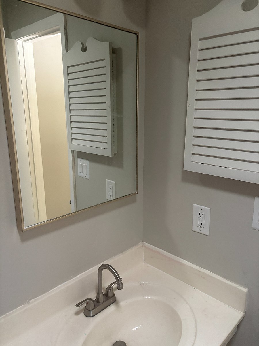 Furnished Finder property 889499_1 photo 17