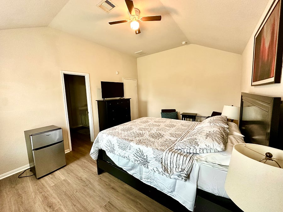 Furnished Finder property 889509_1 photo 7