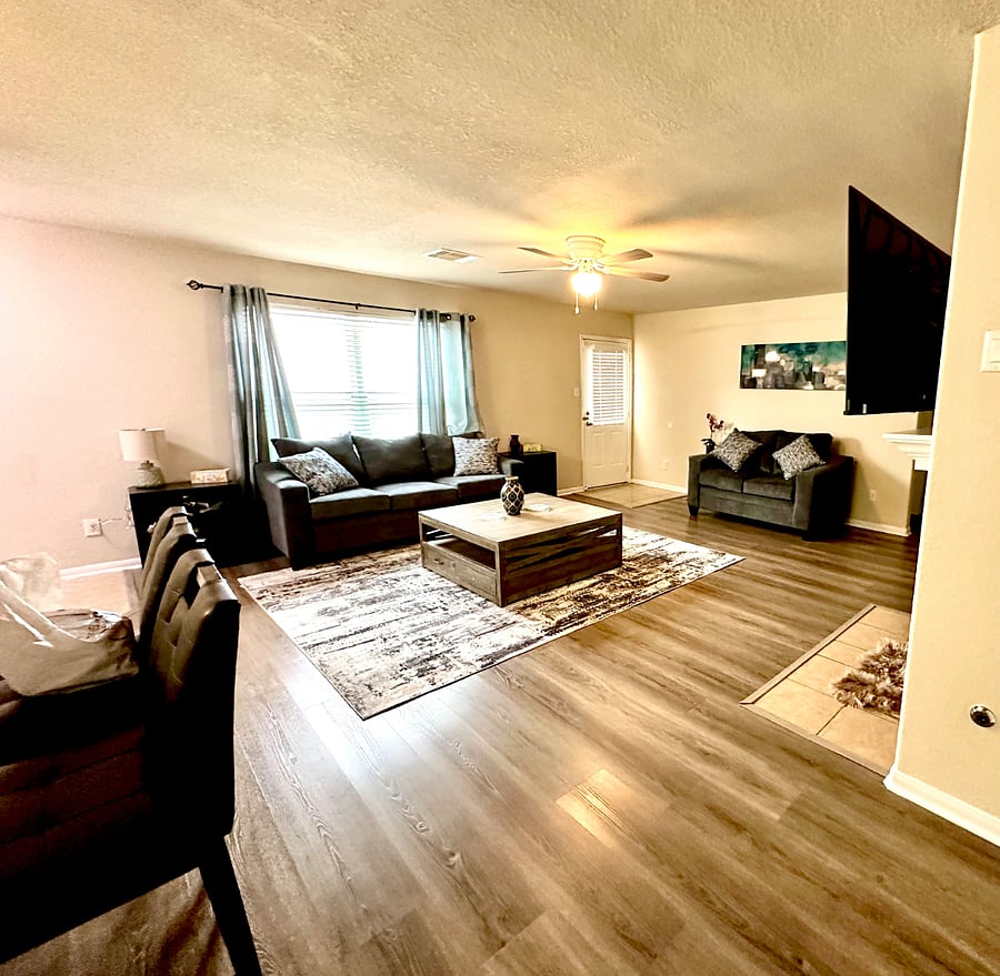 Furnished Finder property 889509_1 photo 8