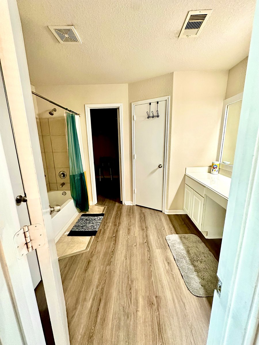 Furnished Finder property 889509_1 photo 11