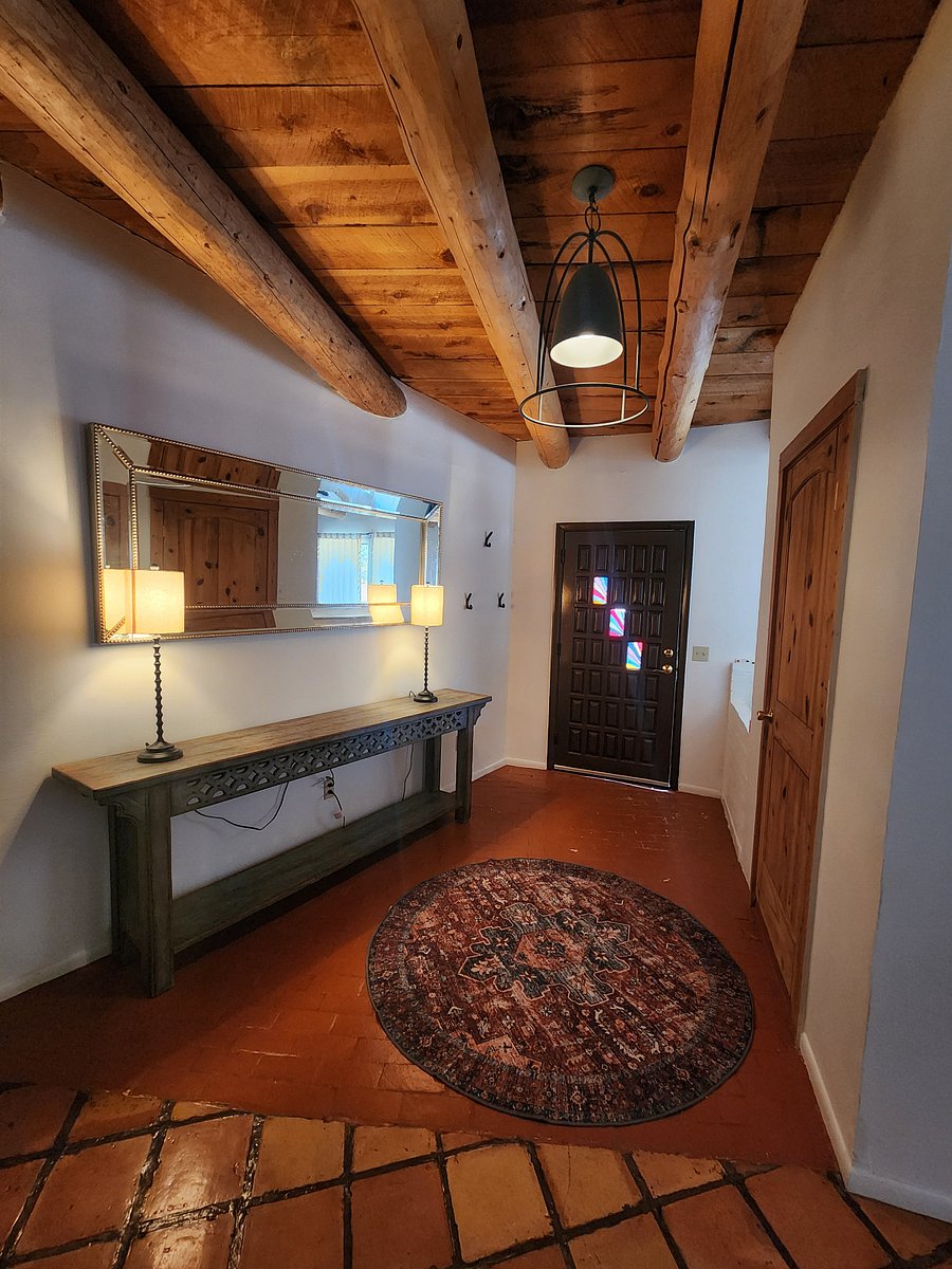 Furnished Finder property 889537_1 photo 8