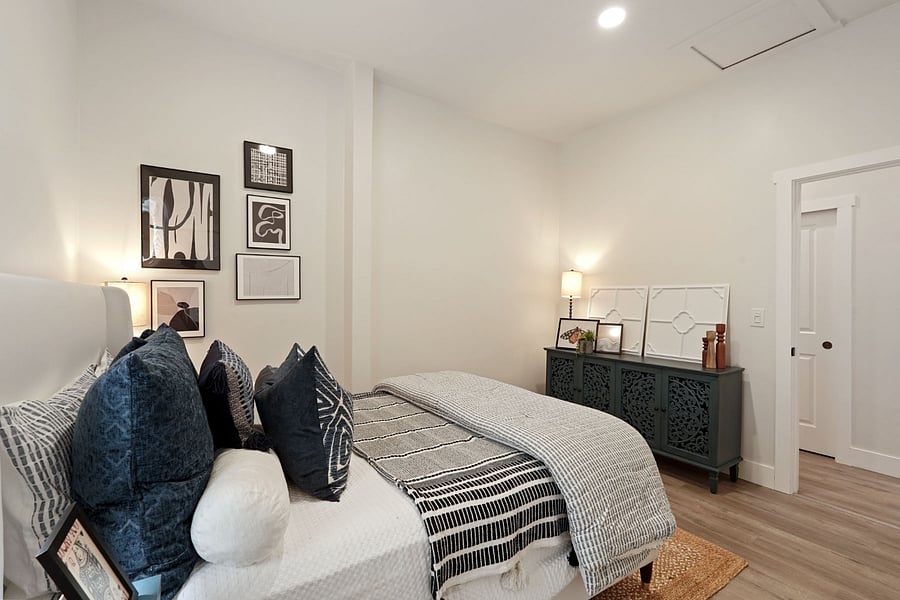 Furnished Finder property 889541_2 photo 6