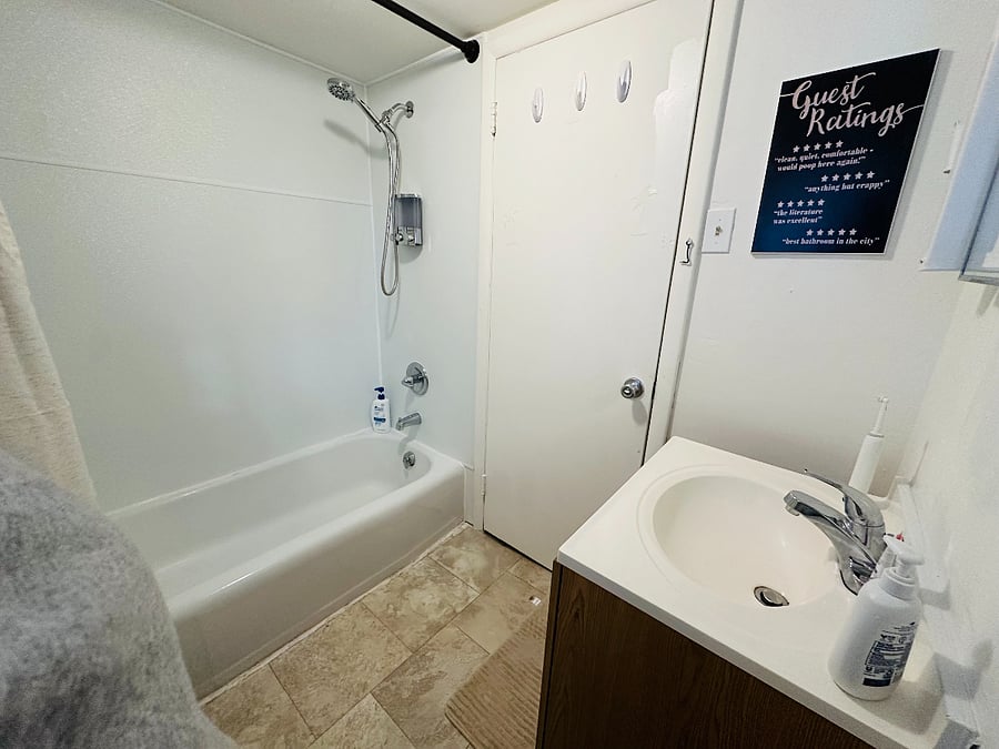 Furnished Finder property 889557_1 photo 7