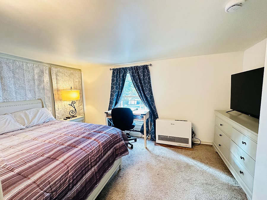 Furnished Finder property 889557_1 photo 8