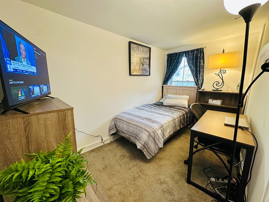 Furnished Finder property 889557_1 photo 10