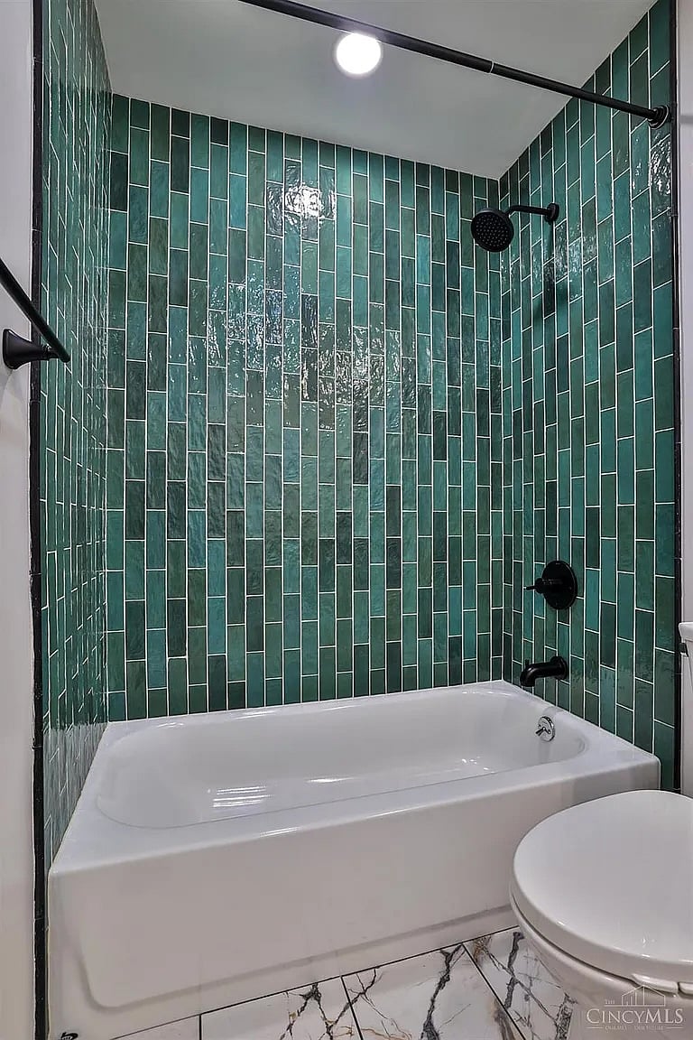 Furnished Finder property 889575_1 photo 7