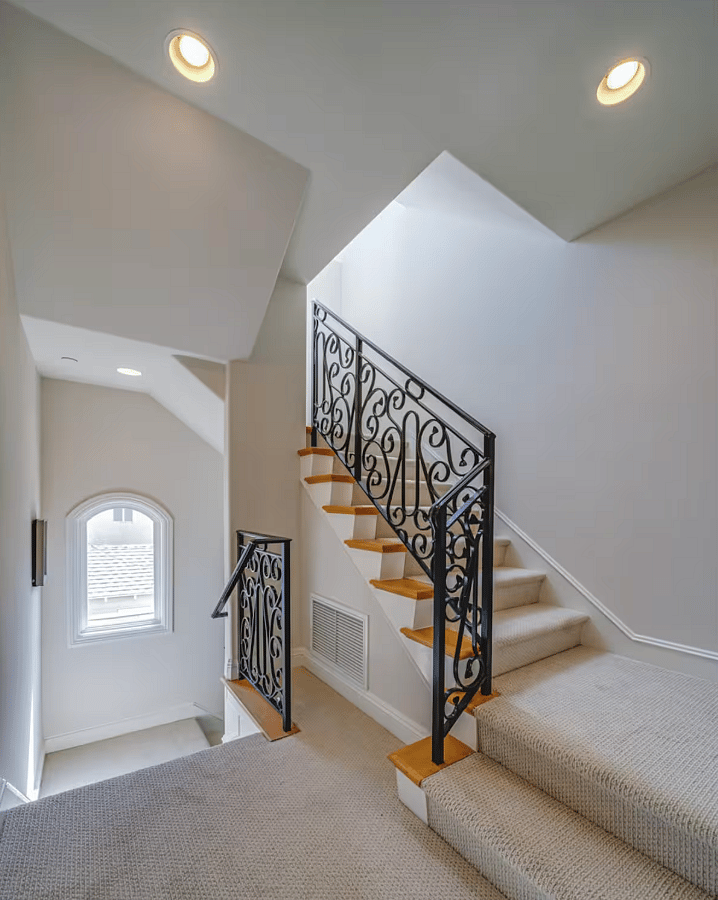 Furnished Finder property 889579_1 photo 24