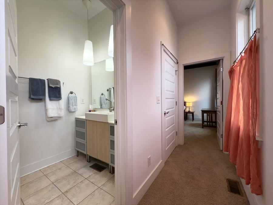 Furnished Finder property 889582_1 photo 17