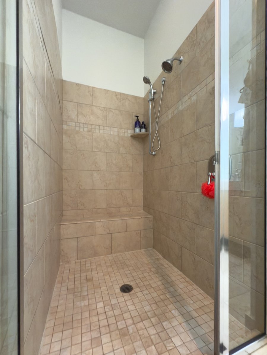 Furnished Finder property 889582_1 photo 21