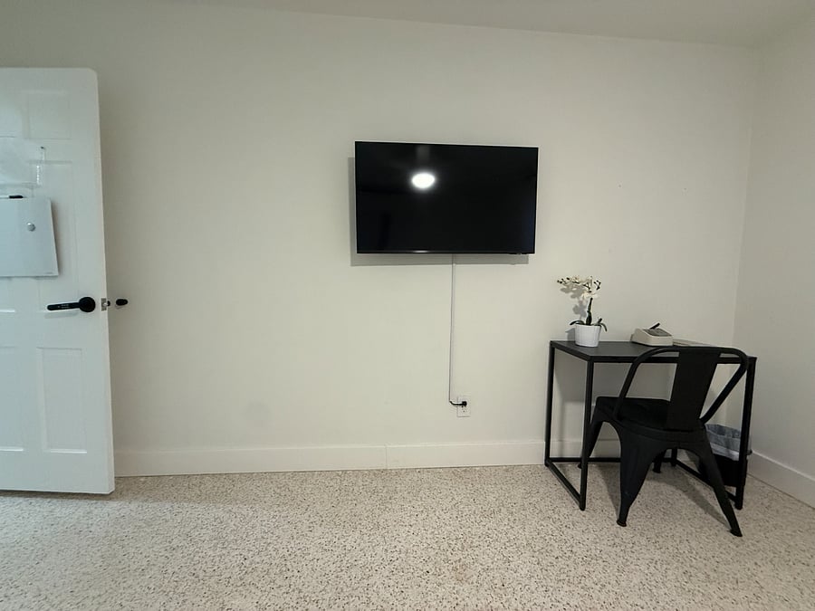 Furnished Finder property 889588_1 photo 6