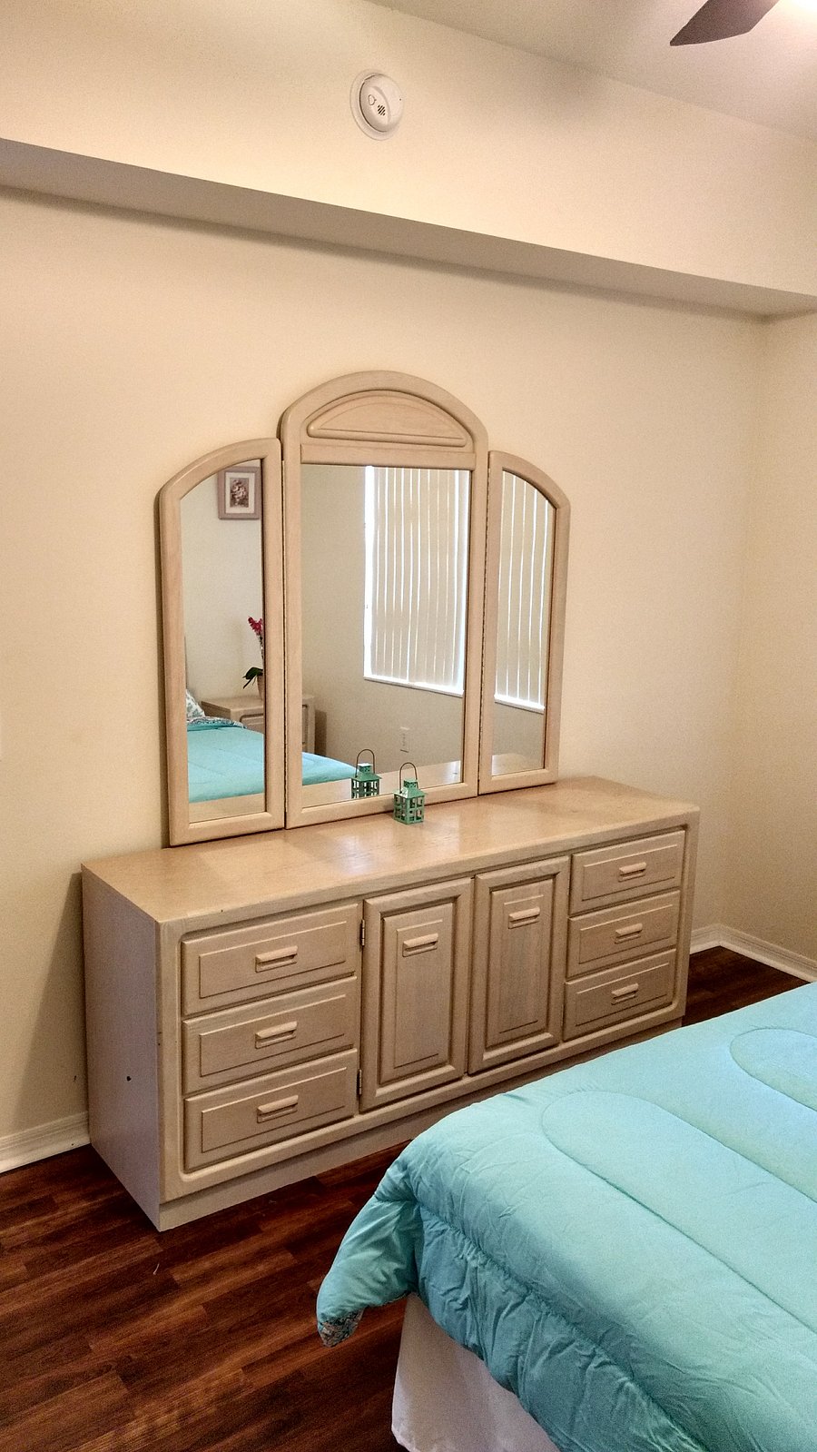 Furnished Finder property 889590_1 photo 14