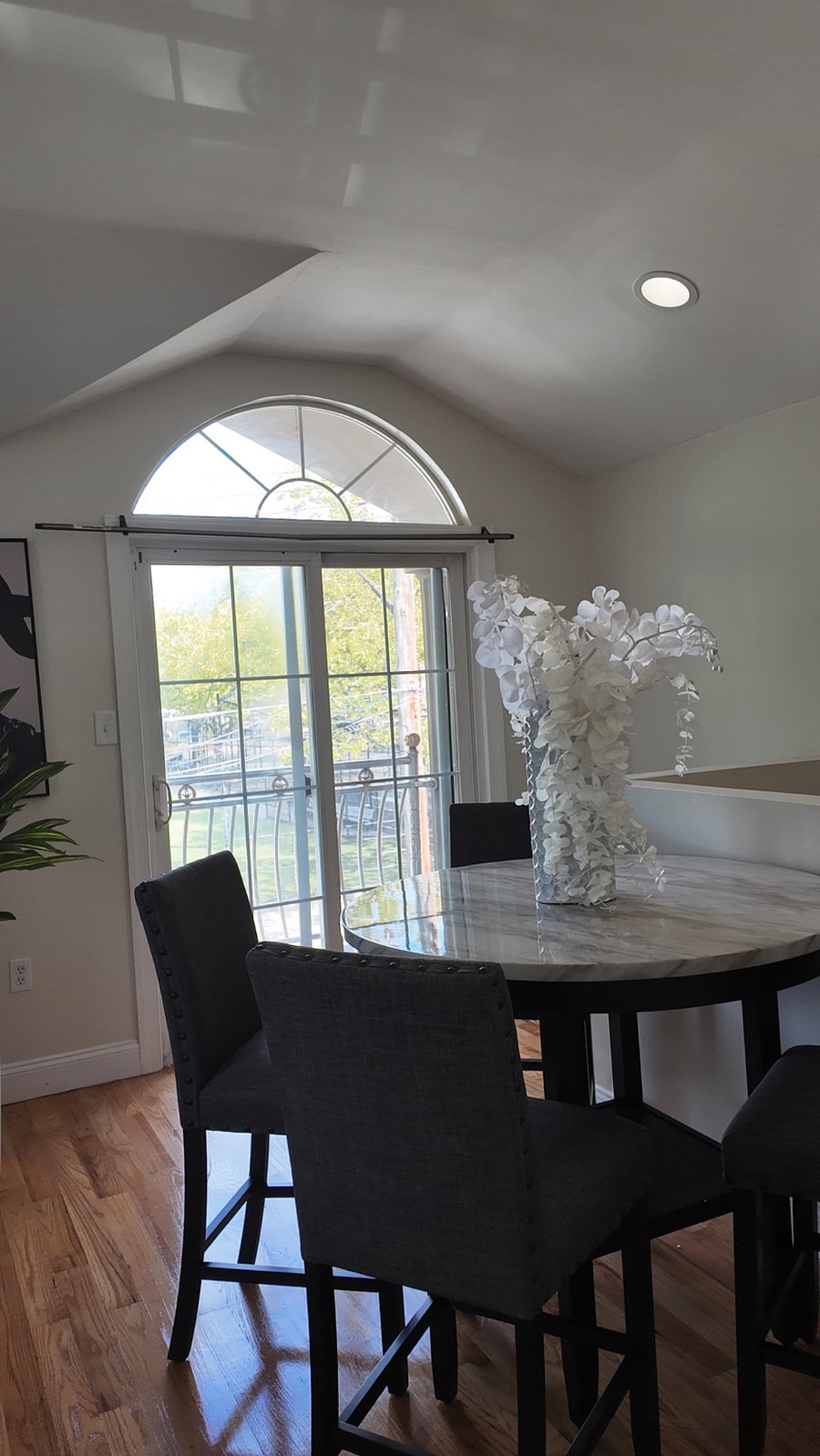 Furnished Finder property 889592_1 photo 6