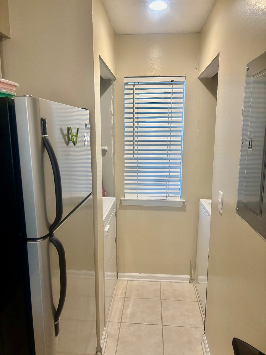 Furnished Finder property 889597_1 photo 10