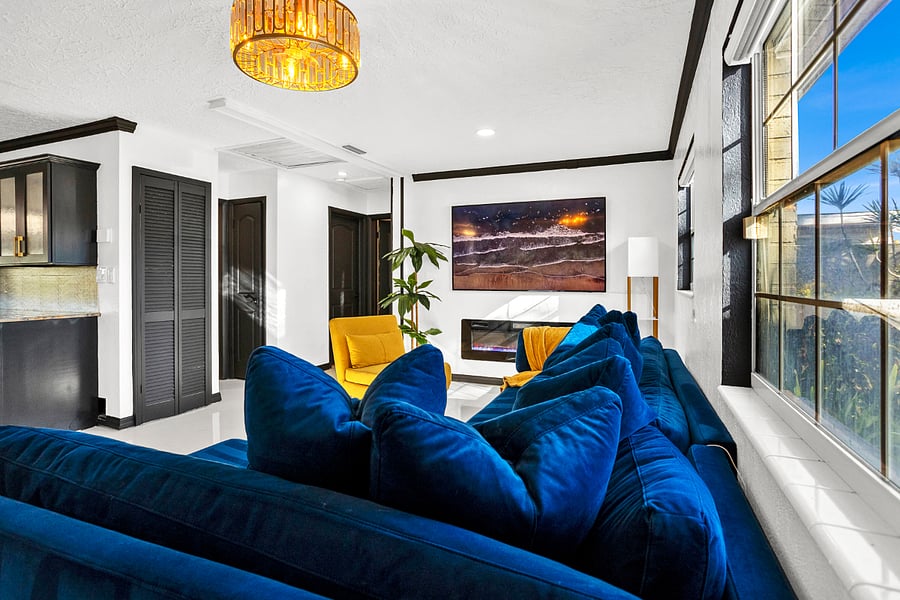 Furnished Finder property 889600_1 photo 5