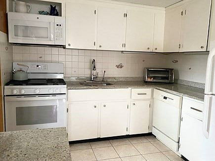 Furnished Finder property 889601_1 photo 3
