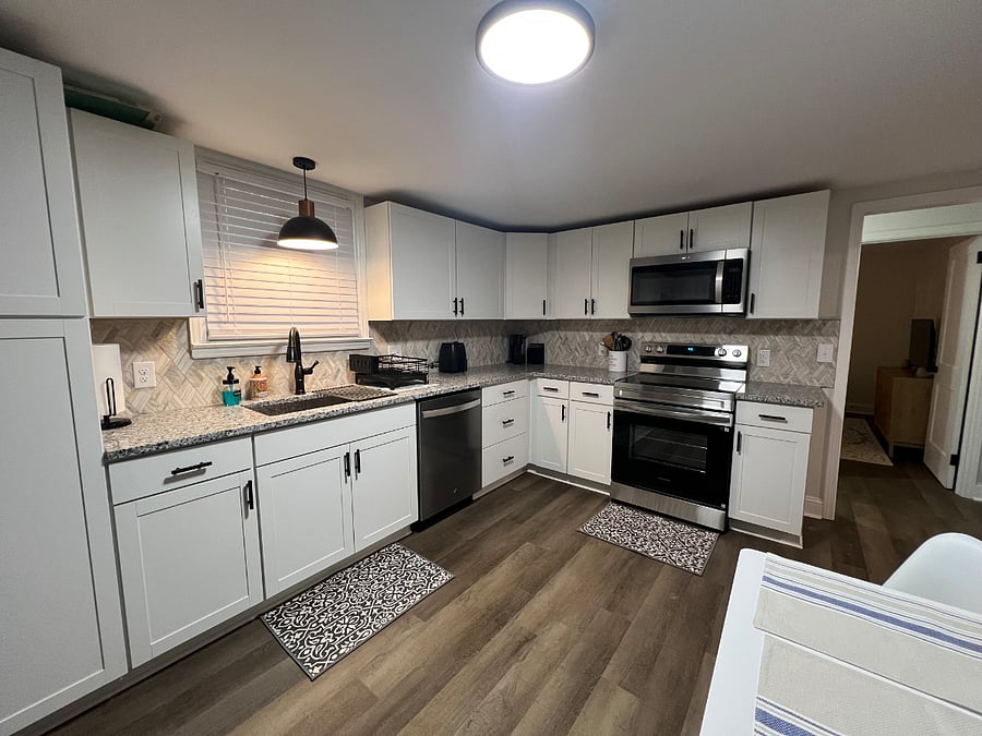 Furnished Finder property 889602_1 photo 6