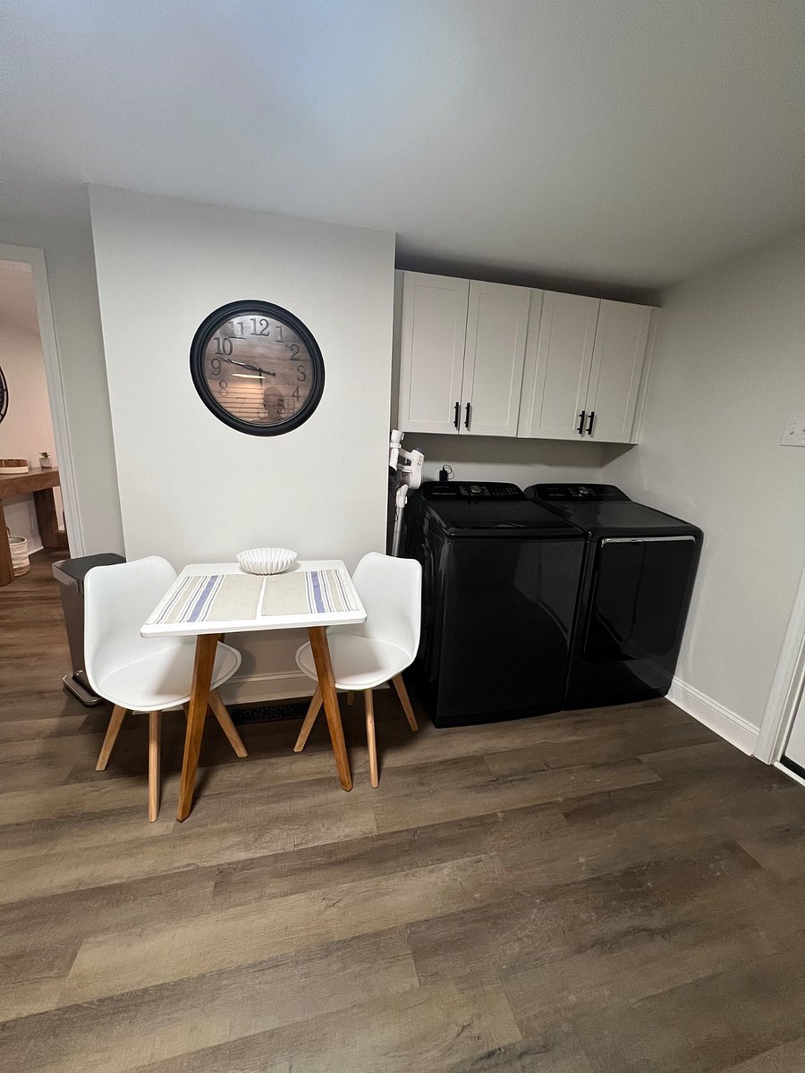 Furnished Finder property 889602_1 photo 7