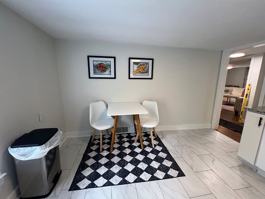Furnished Finder property 889602_2 photo 8