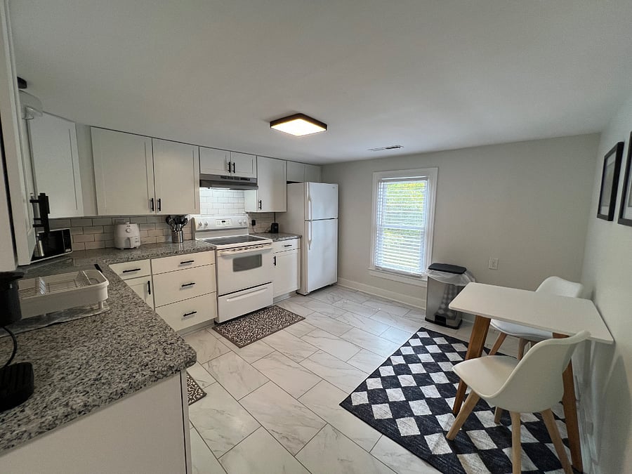 Furnished Finder property 889602_2 photo 7