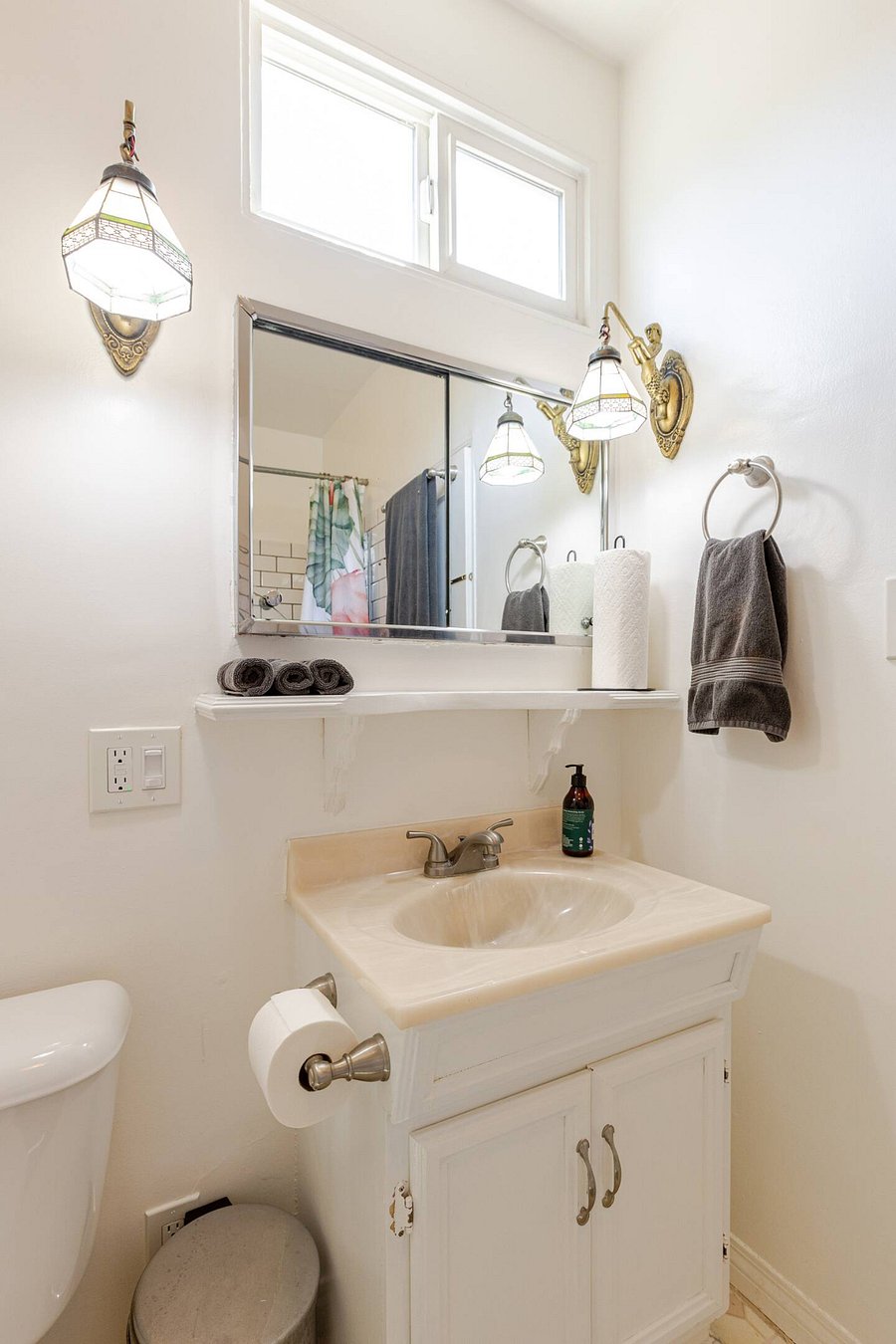 Furnished Finder property 889615_1 photo 31