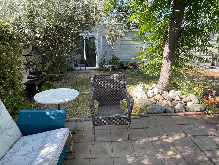 Furnished Finder property 889615_2 photo 27