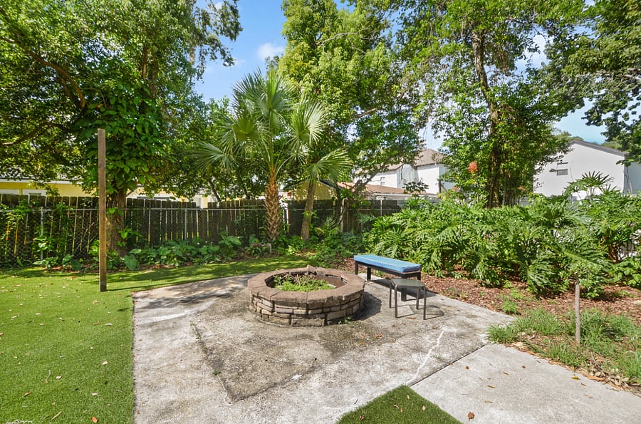 Furnished Finder property 889618_1 photo 5