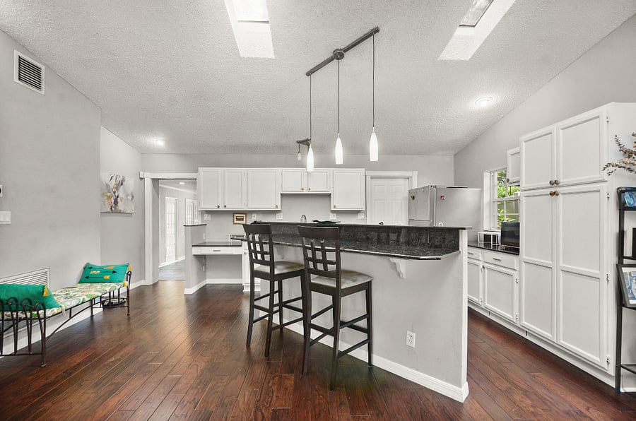 Furnished Finder property 889618_1 photo 17
