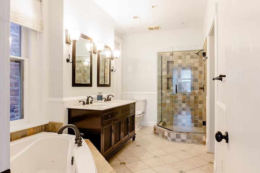 ROOM 1. Master Suite Private Attached Bathroom (Full Bathroom)