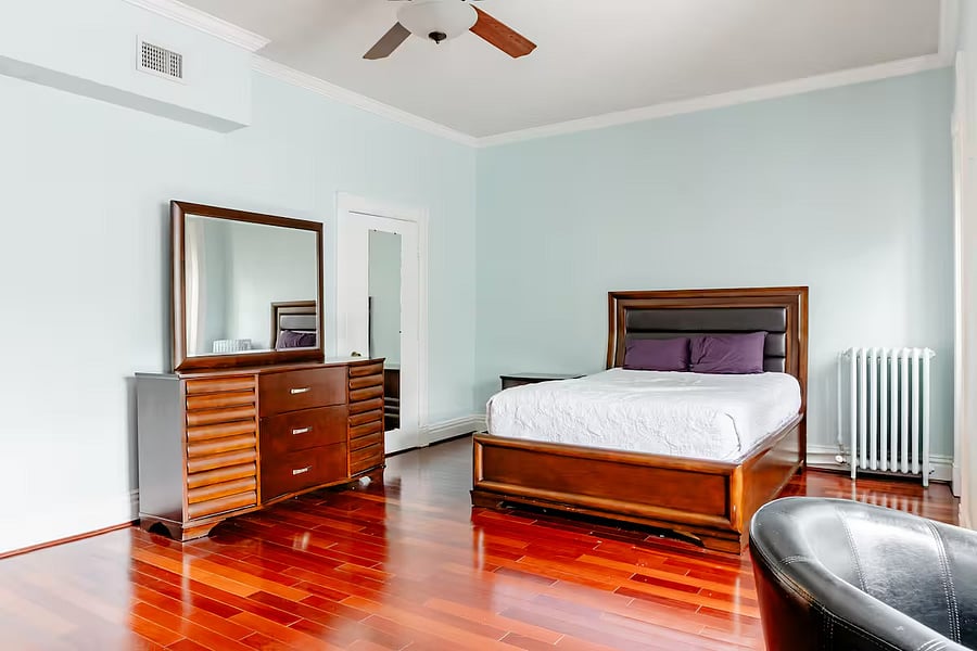 ROOM 1. Master Suite with Private Attached Bathroom
Priced at $1300/month + $100 utilities
