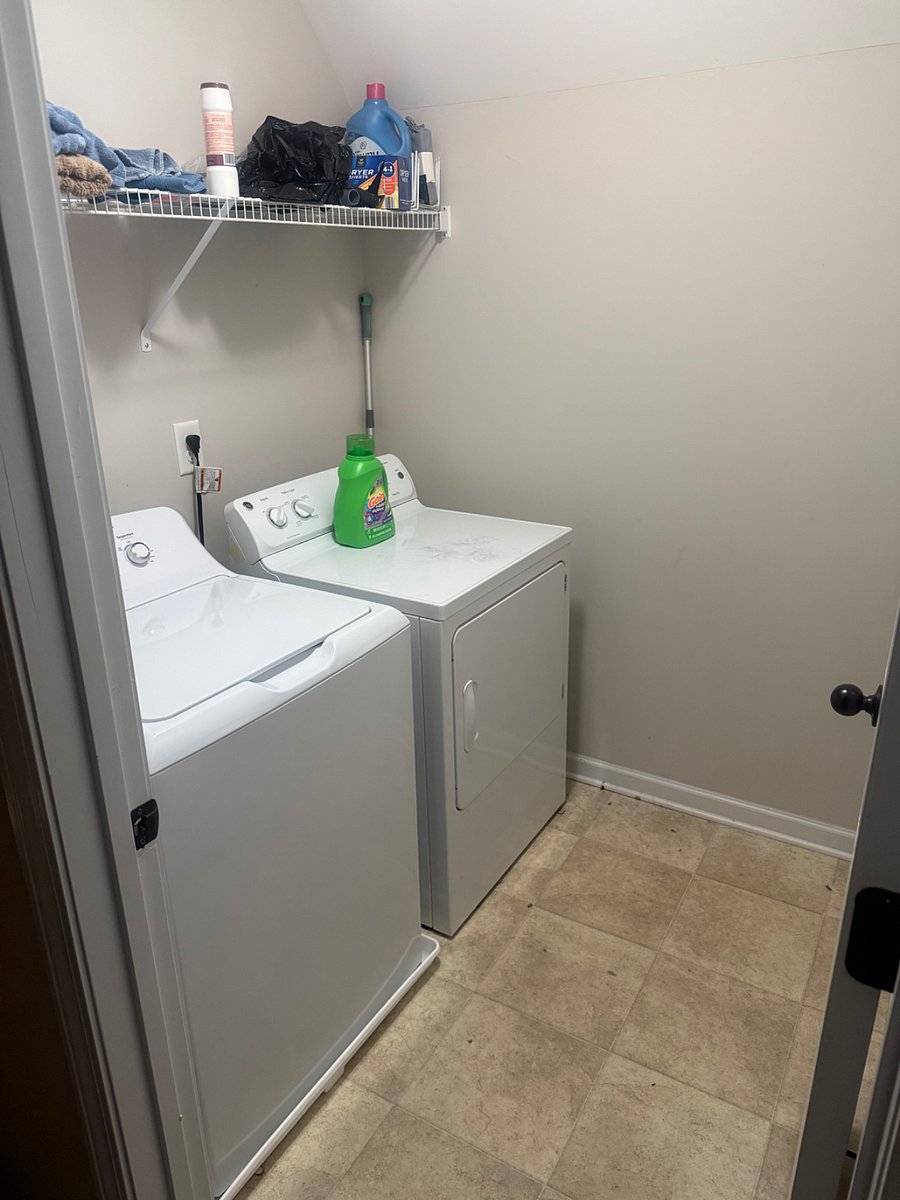 Furnished Finder property 889647_1 photo 4