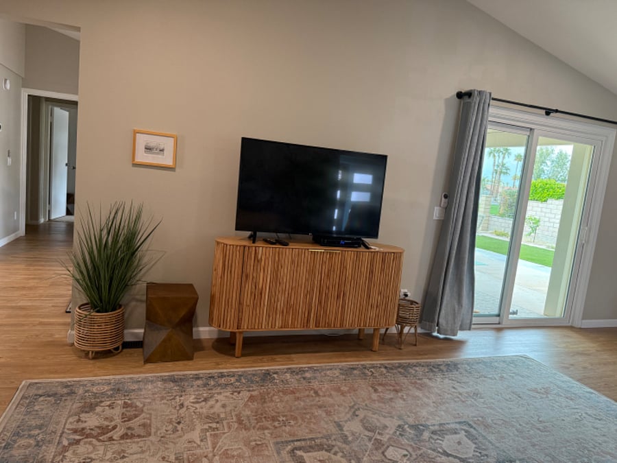 Furnished Finder property 889650_1 photo 15