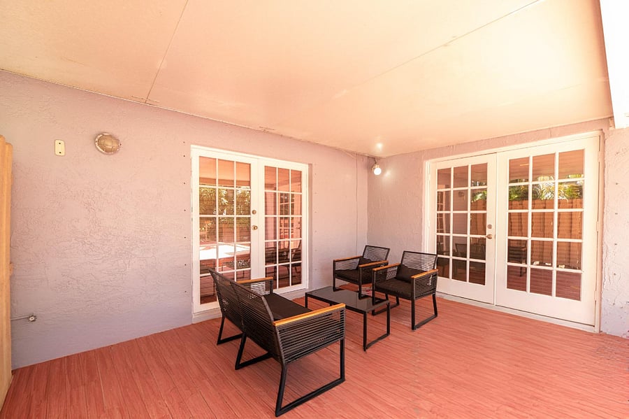 Deck/patio