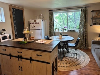 Furnished Finder property 889658_1 photo 6