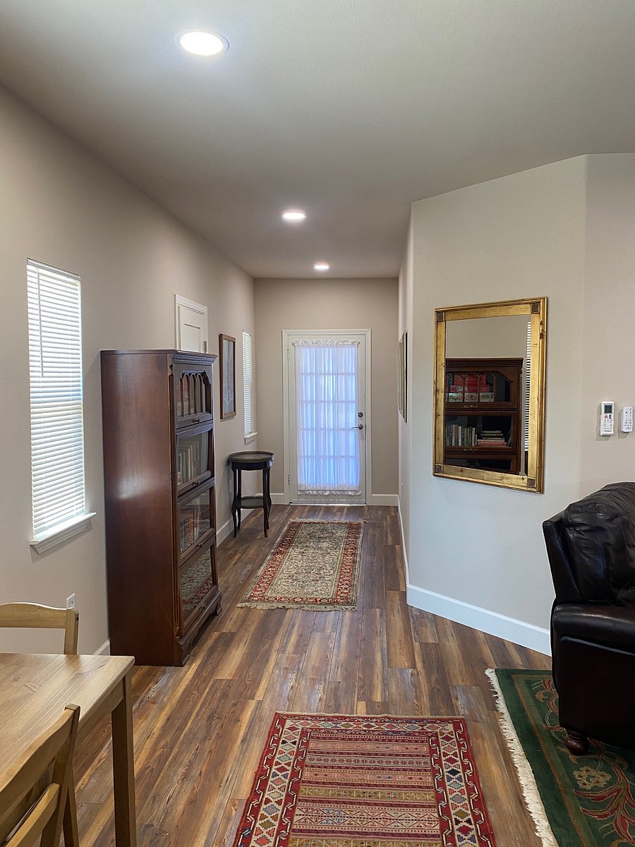 Furnished Finder property 889662_2 photo 7