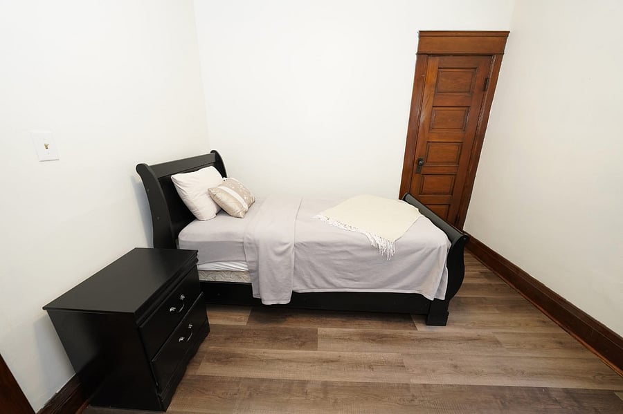 Furnished Finder property 889680_1 photo 5