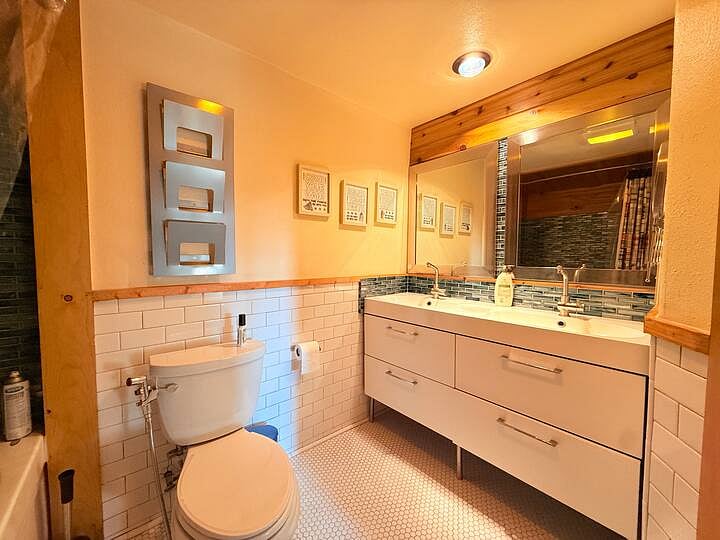 Furnished Finder property 889690_1 photo 13